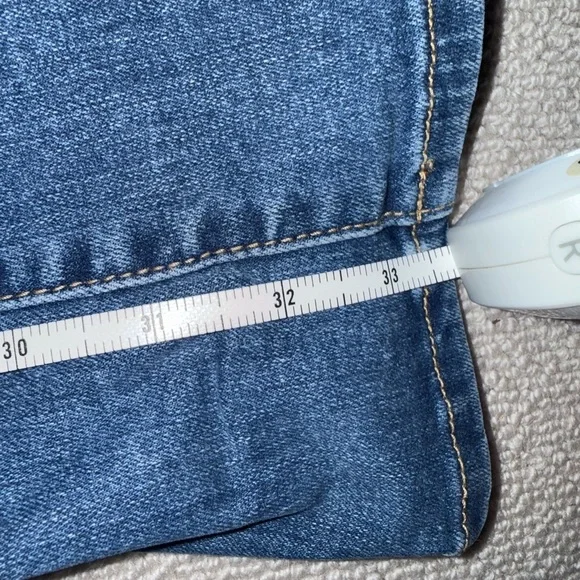 2/$35 Fashion Nova Affair Of The Flare Stretch Jeans - Medium Blue Wash sz 13 - Picture 6 of 8